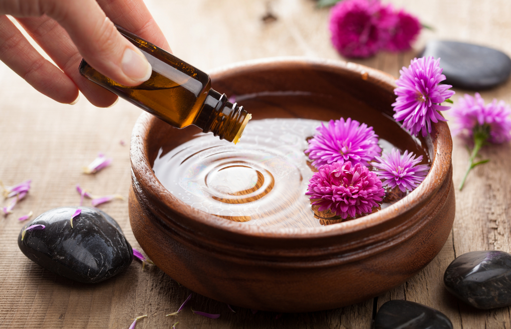 What are Essential Oils and What Do They Do?