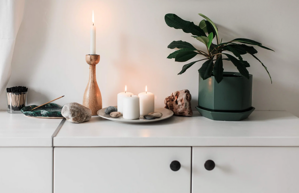 Spring Decluttering + Candle Decor